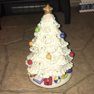 Avon Fiber Optic Porcelain Tree 🎄